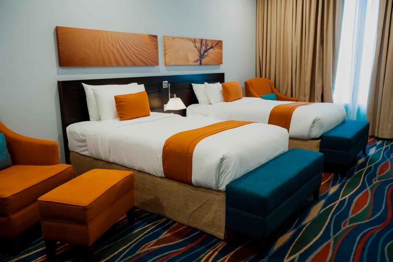 City Seasons Hotel & Suites Muscat Eksteriør billede
