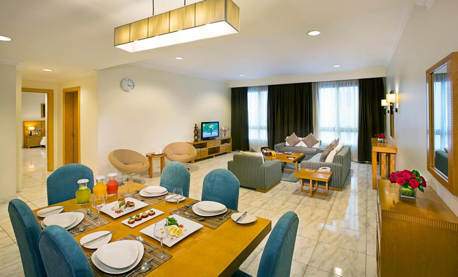 City Seasons Hotel & Suites Muscat Eksteriør billede