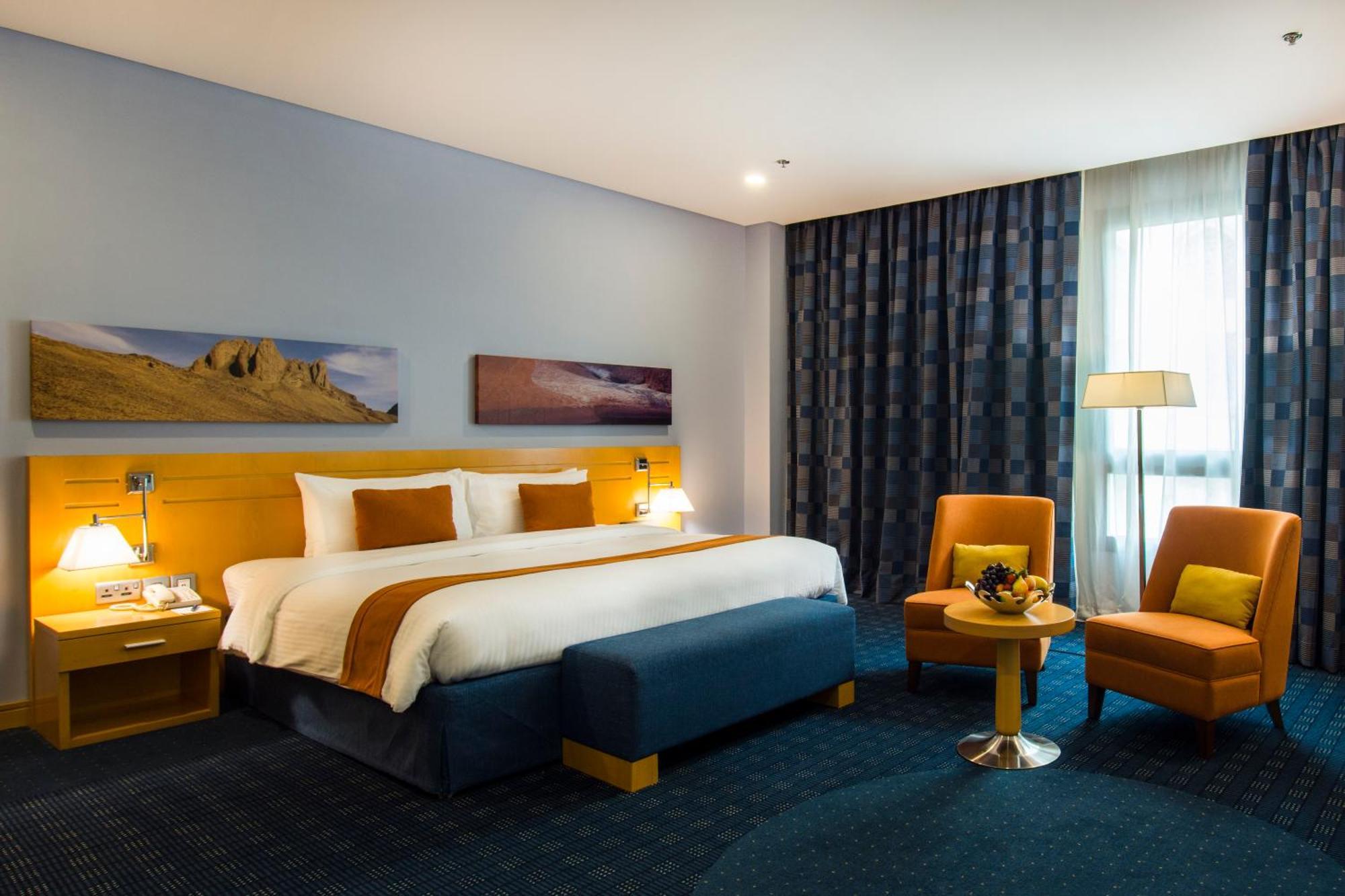 City Seasons Hotel & Suites Muscat Eksteriør billede
