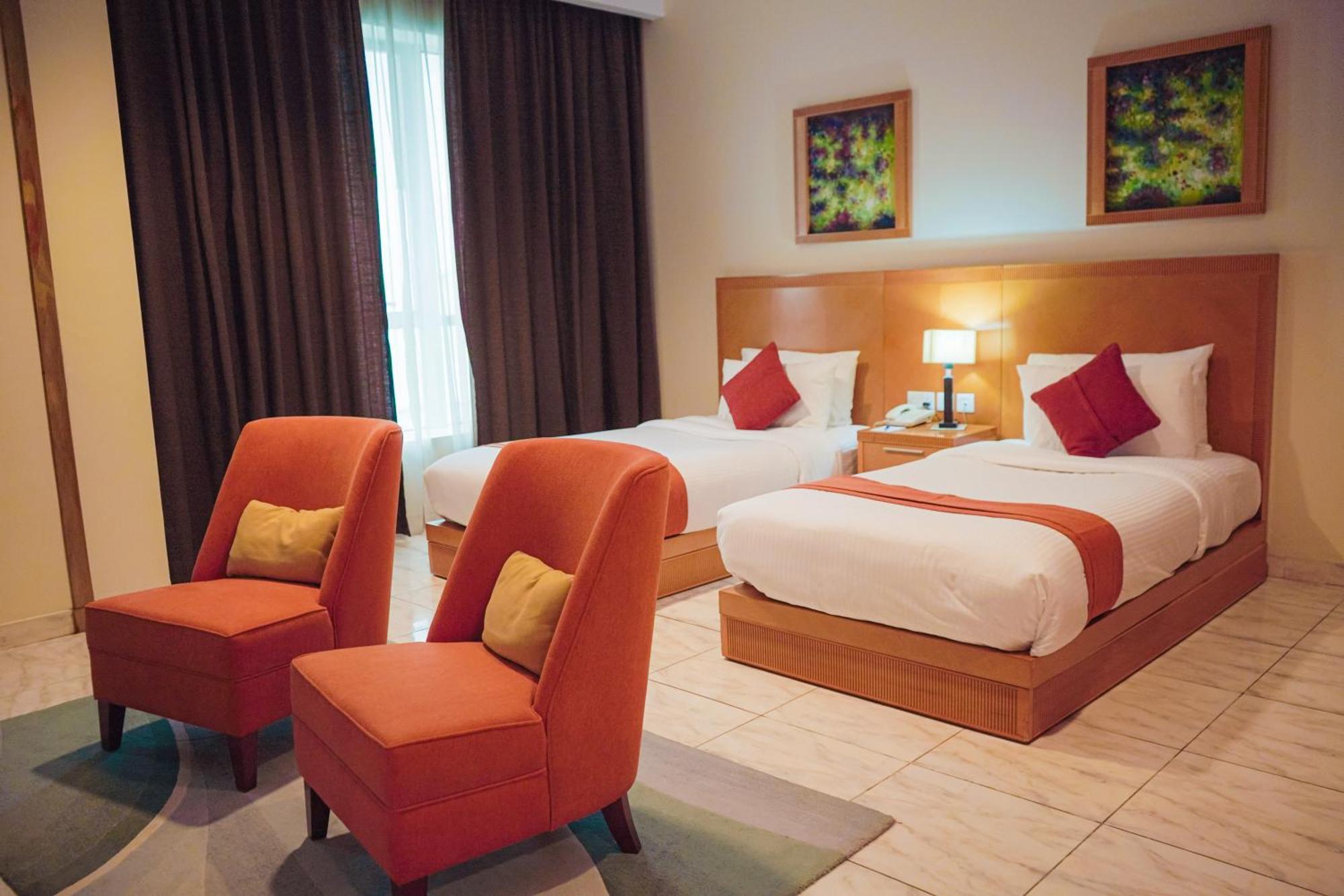 City Seasons Hotel & Suites Muscat Eksteriør billede