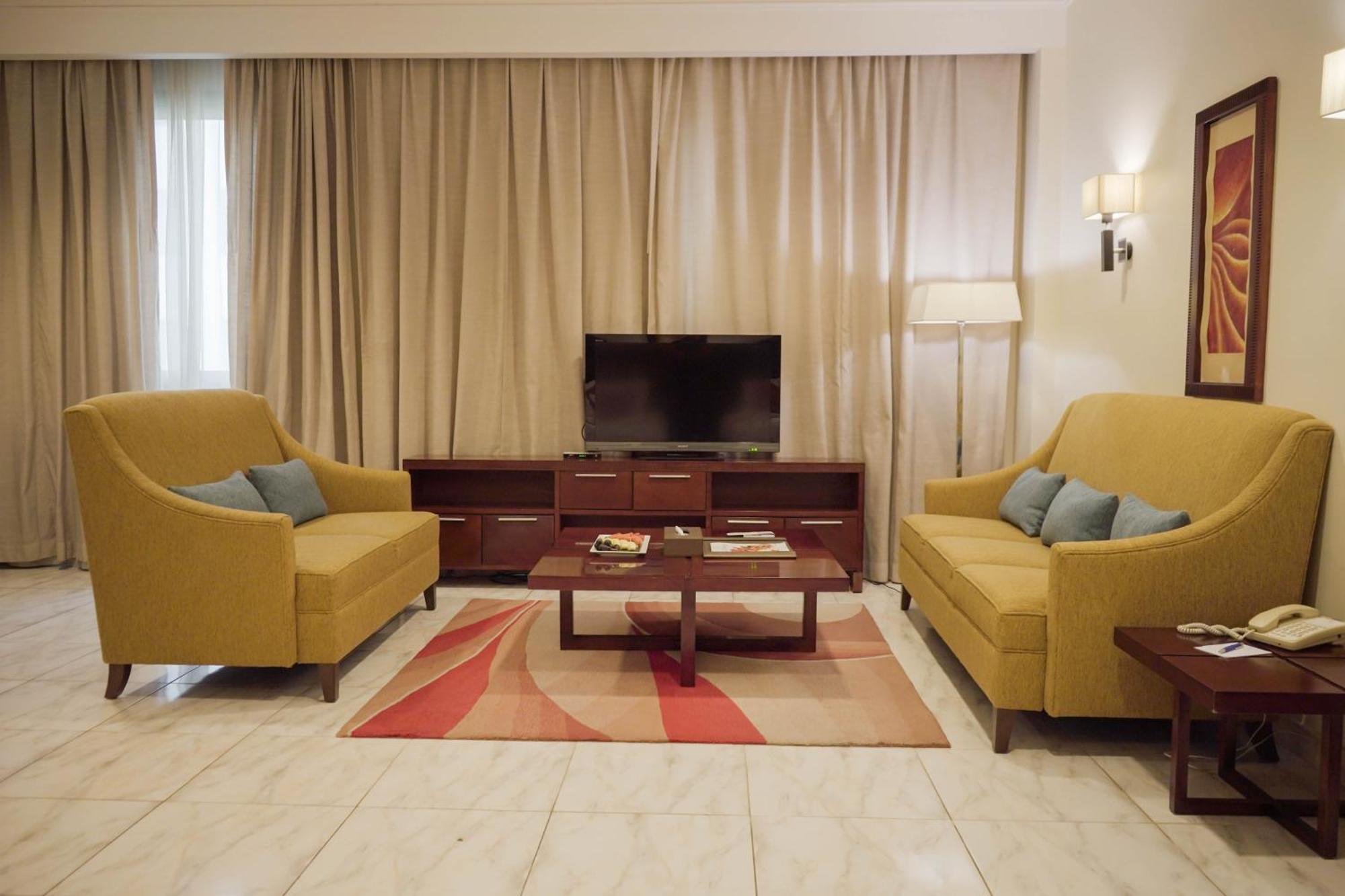 City Seasons Hotel & Suites Muscat Værelse billede