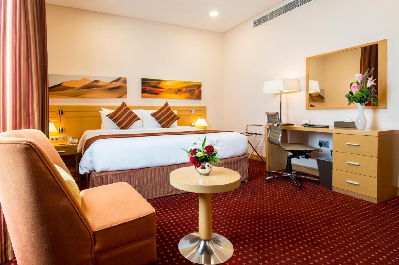 City Seasons Hotel & Suites Muscat Eksteriør billede